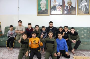 How to Volunteer with Palestinian Children?