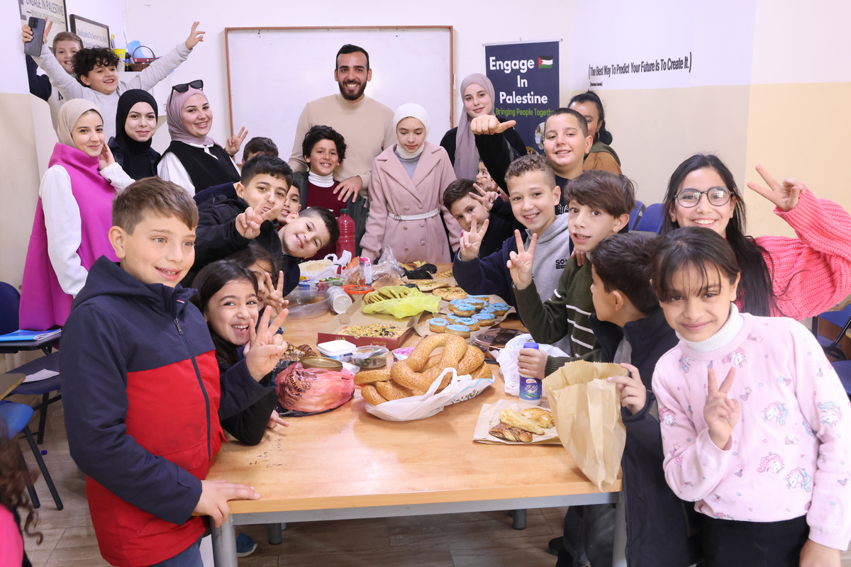 How to Volunteer with Palestinian Children in the West Bank?