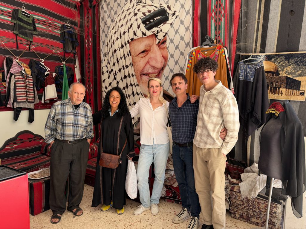 Volunteer to Teach English In the West Bank